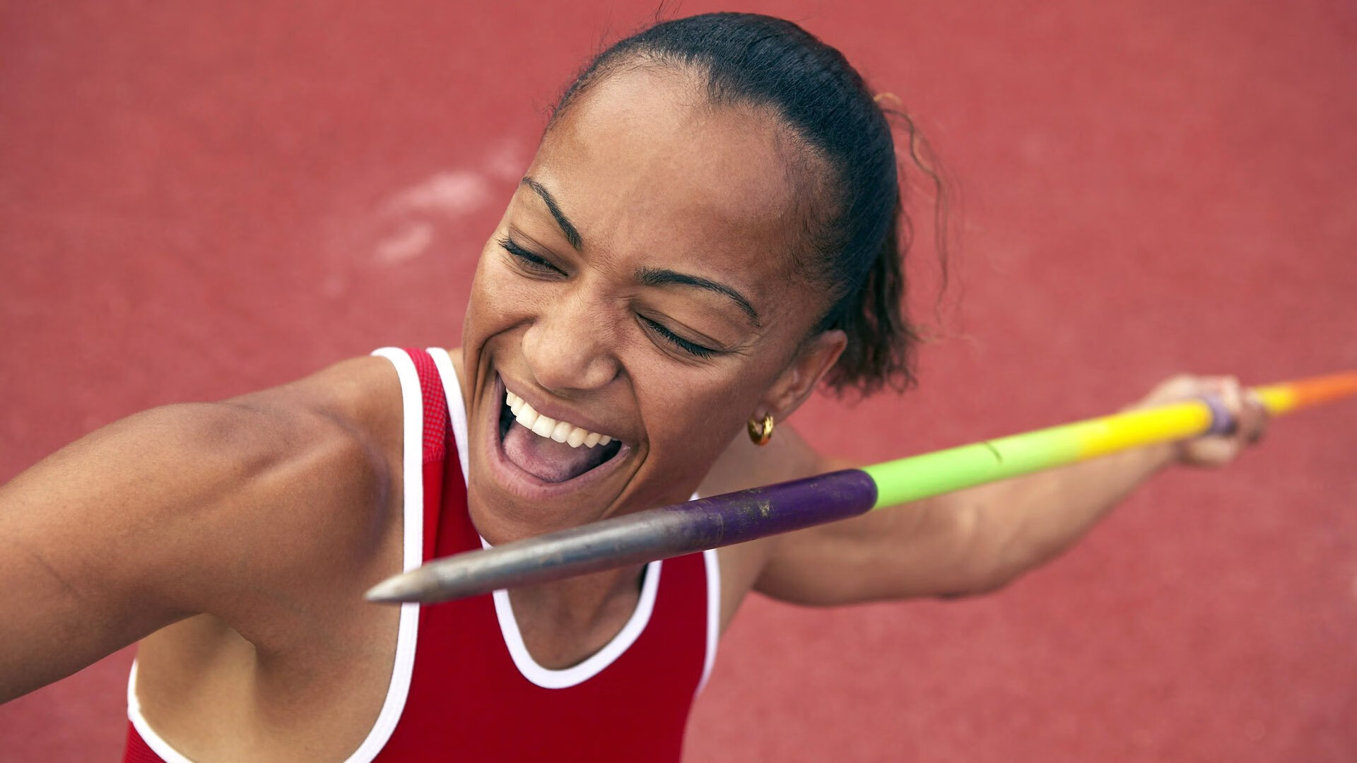 纪录诞生之夜，当内马尔破门改写历史，VAR却吹响了足球灵魂的保卫战，纪录之夜，当内马尔的里程碑进球遭遇VAR的灵魂保卫战